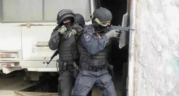 Law enforcers. Photo: http://nac.gov.ru Law enforcers. Photo: http://nac.gov.ru