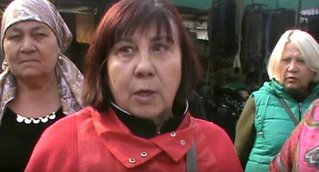 Sellers and shoppers at the Sheep Wool market in Nalchik. Photo: screenshot of the video https://www.youtube.com/watch?v=WLwj5-d8ldE Sellers and shoppers at the Sheep Wool market in Nalchik. Photo: screenshot of the video https://www.youtube.com/watch?v=WLwj5-d8ldE