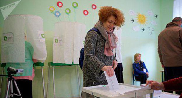 Election of deputies of city councils in Georgia. Photo: © Sputnik / Alexander Imedashvili https://sputnik-georgia.ru/georgia/20171022/237858518/Zhenshhiny-na-vyborah-v-Gruzii-byli-aktivnee-muzhchin.html Election of deputies of city councils in Georgia. Photo: © Sputnik / Alexander Imedashvili https://sputnik-georgia.ru/georgia/20171022/237858518/Zhenshhiny-na-vyborah-v-Gruzii-byli-aktivnee-muzhchin.html