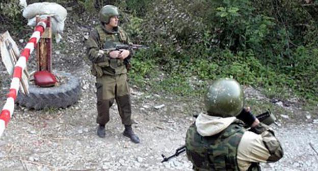 Special services officers in the North Caucasus. Photo by the press service of the Special Rapid Deployment Force Center of the Main Administration of the Ministry of Internal Affairs in the city of Moscow, http://center-spetsnaz.ru Special services officers in the North Caucasus. Photo by the press service of the Special Rapid Deployment Force Center of the Main Administration of the Ministry of Internal Affairs in the city of Moscow, http://center-spetsnaz.ru