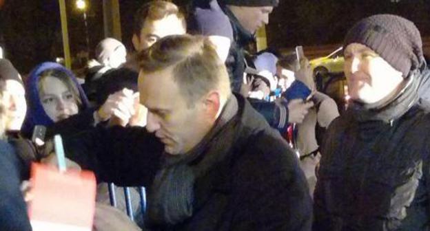 Alexei Navalny at the rally in Volgograd, November 10. 2017. Photo by Tatiana Filimonova for the Caucasian Knot. Alexei Navalny at the rally in Volgograd, November 10. 2017. Photo by Tatiana Filimonova for the Caucasian Knot.