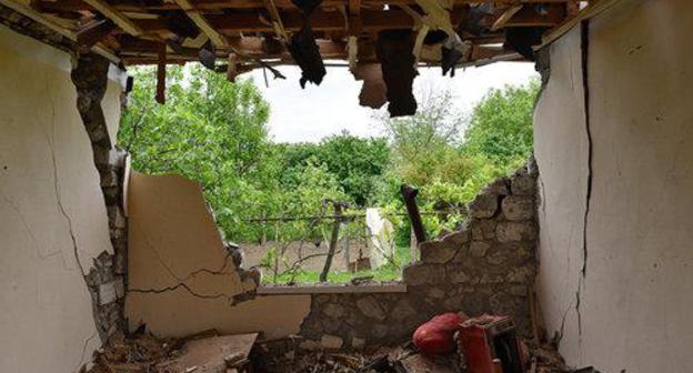 A destroyed house in the Agdam District of Azerbaijan. Photo https://ru.sputnik.az/karabakh/20171112/412717929/oborona-obstrel-front-azerbajdzhan-armenija.html A destroyed house in the Agdam District of Azerbaijan. Photo https://ru.sputnik.az/karabakh/20171112/412717929/oborona-obstrel-front-azerbajdzhan-armenija.html