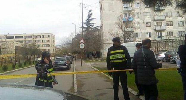 Police at the place of special operation in Tbilisi. Photo: © Sputnik/ STRINGER, https://sputnik-georgia.ru/incidents/20171122/238258511/Bronetehnika-pojavilas-na-meste-specoperacii-v-Tbilisi.html Police at the place of special operation in Tbilisi. Photo: © Sputnik/ STRINGER, https://sputnik-georgia.ru/incidents/20171122/238258511/Bronetehnika-pojavilas-na-meste-specoperacii-v-Tbilisi.html