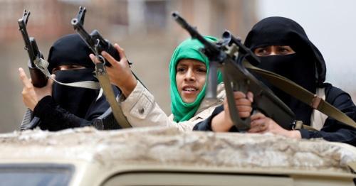 Women fighting with the militants in the territory controlled by the "Islamic State". Photo: KHALED ABDULLAH/REUTERS Women fighting with the militants in the territory controlled by the "Islamic State". Photo: KHALED ABDULLAH/REUTERS