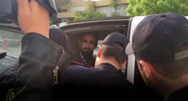 Giyas Ibragimov in the center. Photo: screenshot of the video posted on the radioazadlyg YouTube channel Giyas Ibragimov in the center. Photo: screenshot of the video posted on the radioazadlyg YouTube channel