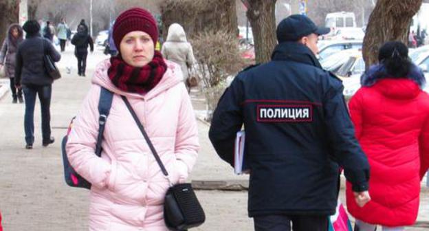 Residents of Kotelnikovo were shocked by the attack. Photo by Vyacheslav Yaschenko for the "Caucasian Knot" Residents of Kotelnikovo were shocked by the attack. Photo by Vyacheslav Yaschenko for the "Caucasian Knot"