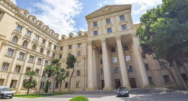 Azerbaijani Ministry of Foreign Affairs in Baku. Photo: Sputnik / Murad Orujov
https://ru.sputnik.az/politics/20171205/413047705/gruzija-azerbajdzhan-diplomaticheskoe-otnoshenija-memedjarov-dzhanelizde.html
Azerbaijani Ministry of Foreign Affairs in Baku. Photo: Sputnik / Murad Orujov
https://ru.sputnik.az/politics/20171205/413047705/gruzija-azerbajdzhan-diplomaticheskoe-otnoshenija-memedjarov-dzhanelizde.html