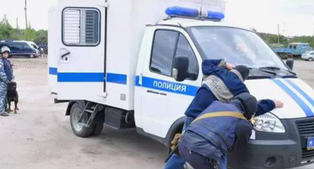Detention by law enforcers. Photo: press service of the National Antiterrorism Committee, http://nac.gov.ru Detention by law enforcers. Photo: press service of the National Antiterrorism Committee, http://nac.gov.ru
