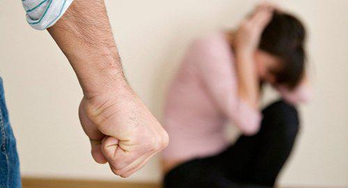 Domestic violence. Photo: © Sputnik/ Gossip1 https://ru.armeniasputnik.am/exclusive/20161125/5592833/armyanskaya-cerkov-v-gruzii-pomogla-azerbajdzhanke-zhertve-nasiliya.html Domestic violence. Photo: © Sputnik/ Gossip1 https://ru.armeniasputnik.am/exclusive/20161125/5592833/armyanskaya-cerkov-v-gruzii-pomogla-azerbajdzhanke-zhertve-nasiliya.html