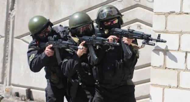 Special operation. Photo: press service of the National Antiterrorist Committee, http://nac.gov.ru/antiterroristicheskie-ucheniya/operativnym-shtabom-nacionalnogo.html Special operation. Photo: press service of the National Antiterrorist Committee, http://nac.gov.ru/antiterroristicheskie-ucheniya/operativnym-shtabom-nacionalnogo.html