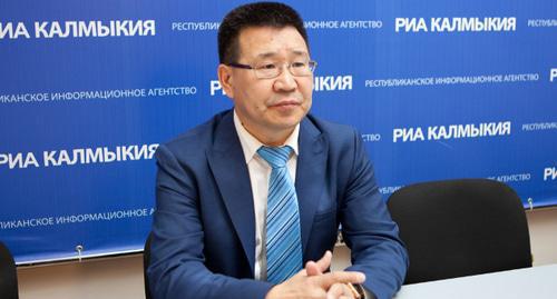 Baatr Lidjiev, the deputy head of the Kalmykia's Permanent Mission under the President. Photo http://glava.region08.ru/vlast/pred/2809-postoyannoe-predstavitelstvo-respubliki-kalmykiya-pri-prezidente-rossiiskoi-federacii.html Baatr Lidjiev, the deputy head of the Kalmykia's Permanent Mission under the President. Photo http://glava.region08.ru/vlast/pred/2809-postoyannoe-predstavitelstvo-respubliki-kalmykiya-pri-prezidente-rossiiskoi-federacii.html