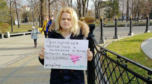 A picketer demanding to investigate the murders of gays in Chechnya. Photo by Yelena Ivanova https://www.yuga.ru/news/424026/ A picketer demanding to investigate the murders of gays in Chechnya. Photo by Yelena Ivanova https://www.yuga.ru/news/424026/