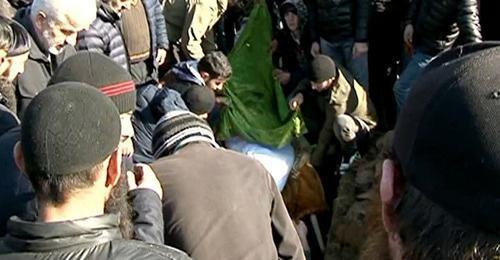 The funeral of Temirlan Machalikashvili took place in the village of Duisi in the Pankisi Gorge. Photo: Sputnik/STRINGER https://sputnik-georgia.ru The funeral of Temirlan Machalikashvili took place in the village of Duisi in the Pankisi Gorge. Photo: Sputnik/STRINGER https://sputnik-georgia.ru