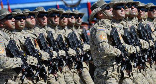 Azerbaijani soldiers. Photo: REUTERS/Host Photo Agency/RIA Novosti Azerbaijani soldiers. Photo: REUTERS/Host Photo Agency/RIA Novosti
