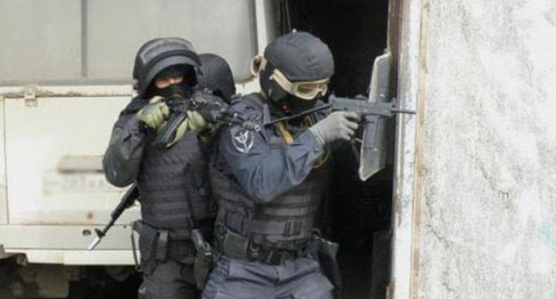 Law enforcers. Photo: NAC press service, http//nac.gov.ru Law enforcers. Photo: NAC press service, http//nac.gov.ru