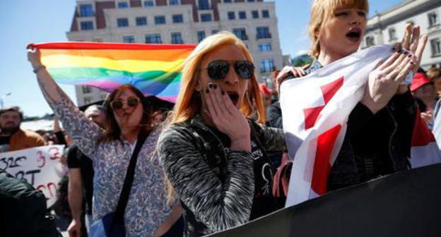 Rally of the LGBT activists. Tbilisi, May 17, 2017. Photo: REUTERS/David Mdzinarishvili Rally of the LGBT activists. Tbilisi, May 17, 2017. Photo: REUTERS/David Mdzinarishvili