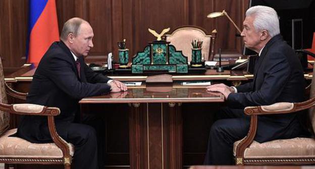 Vladimir Putin and Vladimir Vasiliev at the meeting in Kremlin. Photo http://kremlin.ru/events/president/news/55760/photos#photo-50560 Vladimir Putin and Vladimir Vasiliev at the meeting in Kremlin. Photo http://kremlin.ru/events/president/news/55760/photos#photo-50560