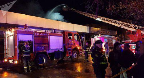 Fire at 'Tergi' market. Photo: © Sputnik / Alexander Imedashvili https://sputnik-georgia.ru/incidents/20180227/239466325/V-centre-Tbilisi-gorit-rynok-dlja-tushenija-mobilizovano-35-mashin.html Fire at 'Tergi' market. Photo: © Sputnik / Alexander Imedashvili https://sputnik-georgia.ru/incidents/20180227/239466325/V-centre-Tbilisi-gorit-rynok-dlja-tushenija-mobilizovano-35-mashin.html