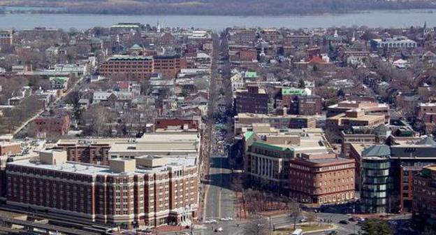 Alexandria (USA). Photo: SchuminWeb https://ru.wikipedia.org/wiki/Алегзандрия_(Виргиния) Alexandria (USA). Photo: SchuminWeb https://ru.wikipedia.org/wiki/Алегзандрия_(Виргиния)