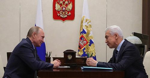 Vladimir Putin (left) meets with Vladimir Vasiliev. Photo: press service of the Administration of Russian President, http://kremlin.ru Vladimir Putin (left) meets with Vladimir Vasiliev. Photo: press service of the Administration of Russian President, http://kremlin.ru
