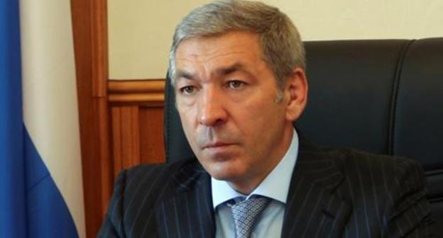 Abdusamad Gamidov. Photo: http://www.dagmintrud.ru/news/?PAGEN_1=3&PAGEN_2=89 Abdusamad Gamidov. Photo: http://www.dagmintrud.ru/news/?PAGEN_1=3&PAGEN_2=89