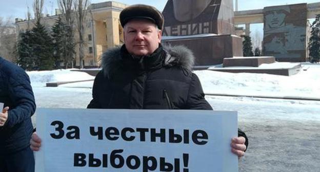 Andrei Shevchenko, secretary of the CPRF's Volgograd Regional Committee, Volgograd, March 20, 2018. Photo by Tatiana Filimonova for the Caucasian Knot. Andrei Shevchenko, secretary of the CPRF's Volgograd Regional Committee, Volgograd, March 20, 2018. Photo by Tatiana Filimonova for the Caucasian Knot.