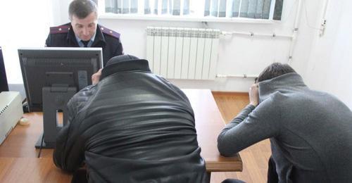 The detained offenders. April 16, 2018. Photo by the press service of the Ministry of Internal Affairs of Ingushetia //06.xn--b1aew.xn--p1ai/news/item/12820112/ The detained offenders. April 16, 2018. Photo by the press service of the Ministry of Internal Affairs of Ingushetia //06.xn--b1aew.xn--p1ai/news/item/12820112/
