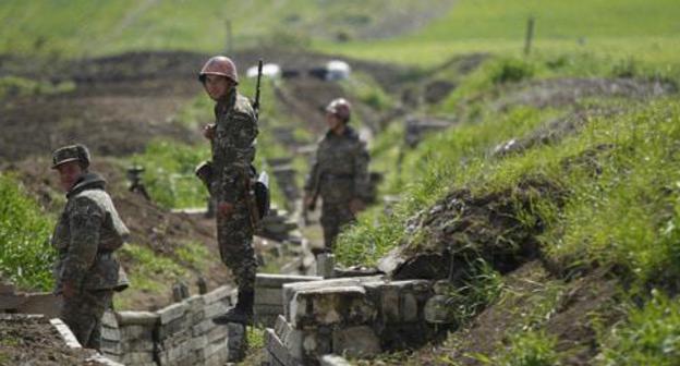 On the contact line in Nagorno-Karabakh. Photo: REUTERS/Staff On the contact line in Nagorno-Karabakh. Photo: REUTERS/Staff