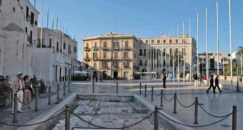 Bari, Italy. Photo: DanieleDF1995, https://ru.wikipedia.org/wiki/Бари Bari, Italy. Photo: DanieleDF1995, https://ru.wikipedia.org/wiki/Бари