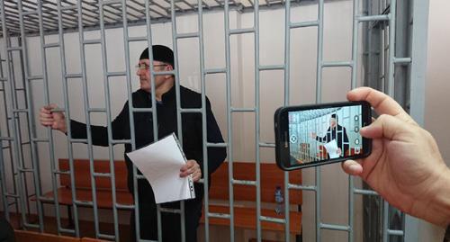 Oyub Titiev in the court room. Photo by the Human Rights Centre "Memorial" Oyub Titiev in the court room. Photo by the Human Rights Centre "Memorial"