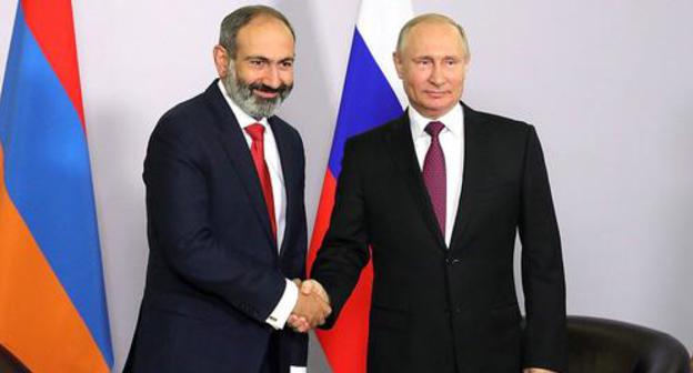 Russian President Vladimir Putin (on the right) with Nikol Pashinyan, the Prime Minister of Armenia. Photo http://kremlin.ru/ Russian President Vladimir Putin (on the right) with Nikol Pashinyan, the Prime Minister of Armenia. Photo http://kremlin.ru/