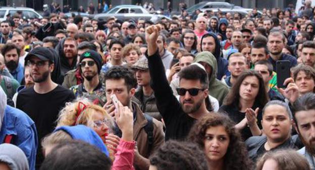 Young people protesting in Georgia. Tbilisi, May 12, 2018. Photo by Inna Kukudjanova for the "Caucasian Knot" Young people protesting in Georgia. Tbilisi, May 12, 2018. Photo by Inna Kukudjanova for the "Caucasian Knot"