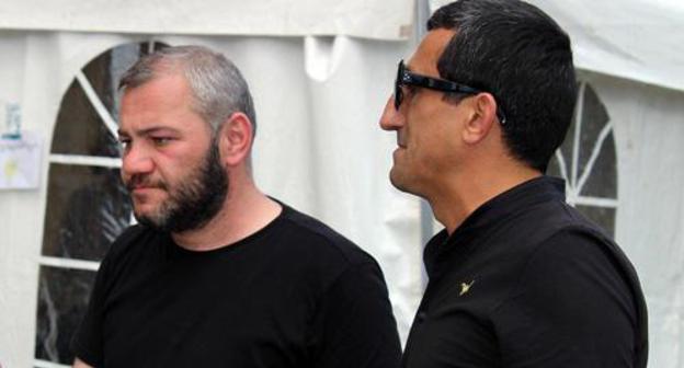 Zaza Saralidze (on the left), father of one of the killed boys. Photo by Inna Kukudjanova for the "Caucasian Knot" Zaza Saralidze (on the left), father of one of the killed boys. Photo by Inna Kukudjanova for the "Caucasian Knot"