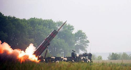 The missile complexes "Polonez". Photo by Vladimir Blinov http://www.belta.by/society/view/v-belarusi-vpervye-provedeny-boevye-puski-rszo-polonez-197734-2016 The missile complexes "Polonez". Photo by Vladimir Blinov http://www.belta.by/society/view/v-belarusi-vpervye-provedeny-boevye-puski-rszo-polonez-197734-2016