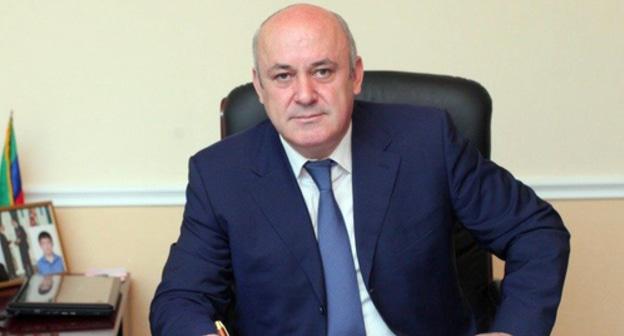 Radjab Abdulatipov. Photo: http://godekan.com/wp-content/uploads/2016/05/b738f7ff34e34e3cf92459fc379cb1fc-1024x682.jpg Radjab Abdulatipov. Photo: http://godekan.com/wp-content/uploads/2016/05/b738f7ff34e34e3cf92459fc379cb1fc-1024x682.jpg