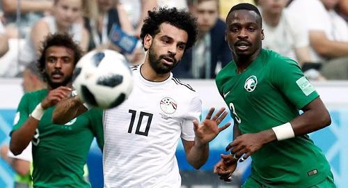 Mohamed Salah (centre), a player for the Egyptian national team, takes part in Saudi Arabia v Egypt match. Photo: REUTERS / Ueslei Marcelino Mohamed Salah (centre), a player for the Egyptian national team, takes part in Saudi Arabia v Egypt match. Photo: REUTERS / Ueslei Marcelino