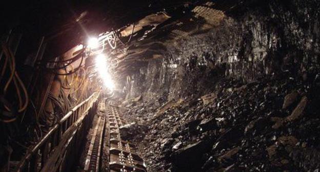Mine. Photo: https://pixabay.com/en/coal-black-mineral-underground-1626368/ Mine. Photo: https://pixabay.com/en/coal-black-mineral-underground-1626368/