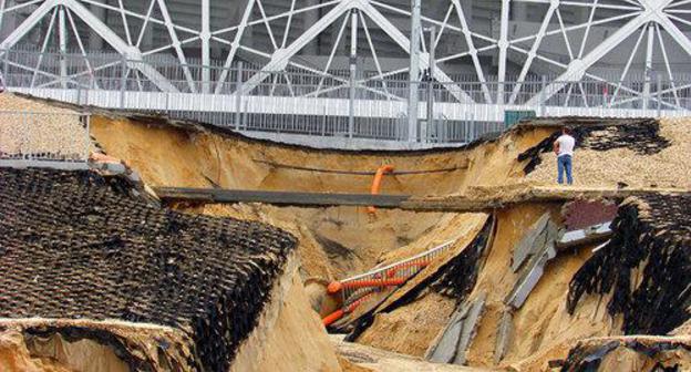 Landslide at the "Volgograd Arena" Stadium. Photo by Vyacheslav Yaschenko for the Caucasian Knot. Landslide at the "Volgograd Arena" Stadium. Photo by Vyacheslav Yaschenko for the Caucasian Knot.