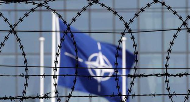 NATO flag. Photo: REUTERS/Christian Hartmann NATO flag. Photo: REUTERS/Christian Hartmann