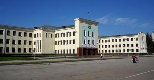 Government of Karachay-Cherkessia. Photo: Irene_Z at Flickr.Com © Photo Yuga Government of Karachay-Cherkessia. Photo: Irene_Z at Flickr.Com © Photo Yuga
