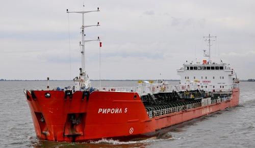 "Riroyl-5" ship. Photo by Pavel Yemelianov. http://fleetphoto.ru "Riroyl-5" ship. Photo by Pavel Yemelianov. http://fleetphoto.ru