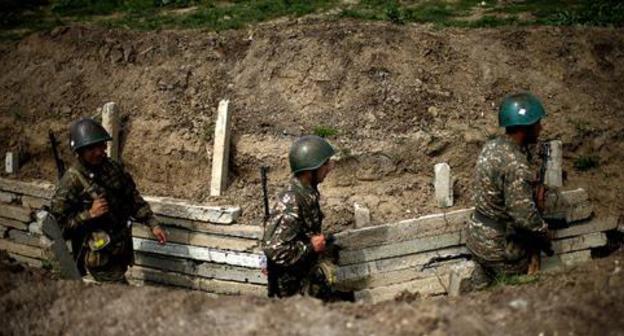 On the contact line in Nagorno-Karabakh. Photo: REUTERS/Staff On the contact line in Nagorno-Karabakh. Photo: REUTERS/Staff