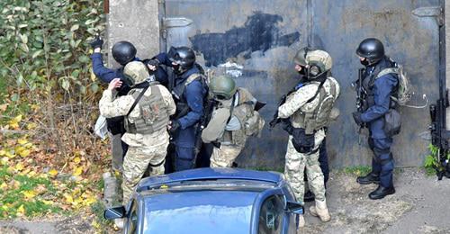 The special operation in Tbilisi. November 22, 2017. Photo: REUTERS/Irakli Gedenidze The special operation in Tbilisi. November 22, 2017. Photo: REUTERS/Irakli Gedenidze