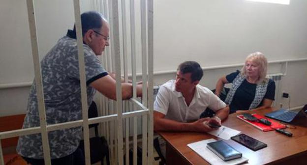 Oyub Titiev in the court room. Photo courtesy of the Human Rights Centre "Memorial" Oyub Titiev in the court room. Photo courtesy of the Human Rights Centre "Memorial"