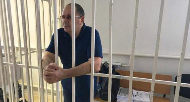 Oyub Titiev in the court room. Photo by Patimat Makhmudova for the "Caucasian Knot" Oyub Titiev in the court room. Photo by Patimat Makhmudova for the "Caucasian Knot"