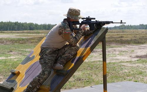 Azerbaijani shooter at a gun range, August 2018. Photo: press service of the Azerbaijani Ministry of Defence, https://mod.gov.az Azerbaijani shooter at a gun range, August 2018. Photo: press service of the Azerbaijani Ministry of Defence, https://mod.gov.az
