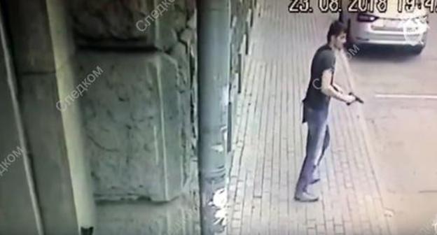 An armed attack against policemen in Moscow. Photo: screenshot of the video by the Investigative Committee of Russia https://www.youtube.com/watch?v=buUes7Fe8AM An armed attack against policemen in Moscow. Photo: screenshot of the video by the Investigative Committee of Russia https://www.youtube.com/watch?v=buUes7Fe8AM