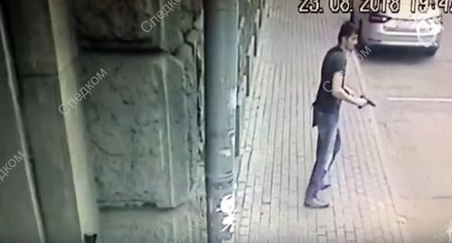 An armed attack against policemen in Moscow. Photo: screenshot of the video by the Investigative Committee of Russia https://www.youtube.com/watch?v=buUes7Fe8AM An armed attack against policemen in Moscow. Photo: screenshot of the video by the Investigative Committee of Russia https://www.youtube.com/watch?v=buUes7Fe8AM