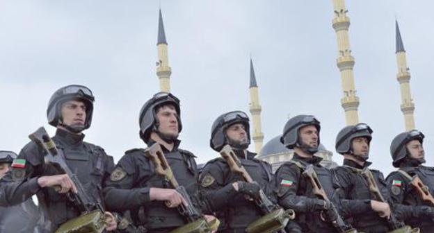 Servicemen of Chechen Republic. Photo: REUTERS/Host Photo Agency/RIA Novosti Servicemen of Chechen Republic. Photo: REUTERS/Host Photo Agency/RIA Novosti