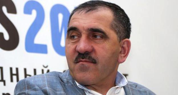 Yunus-Bek Evkurov. Photo: http://www.ingushetia.ru/photo/section.php?SECTION_ID=365 Yunus-Bek Evkurov. Photo: http://www.ingushetia.ru/photo/section.php?SECTION_ID=365